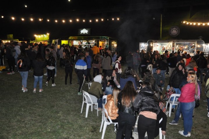 Cientos de tandilenses disfrutan de la Fiesta de San Patricio